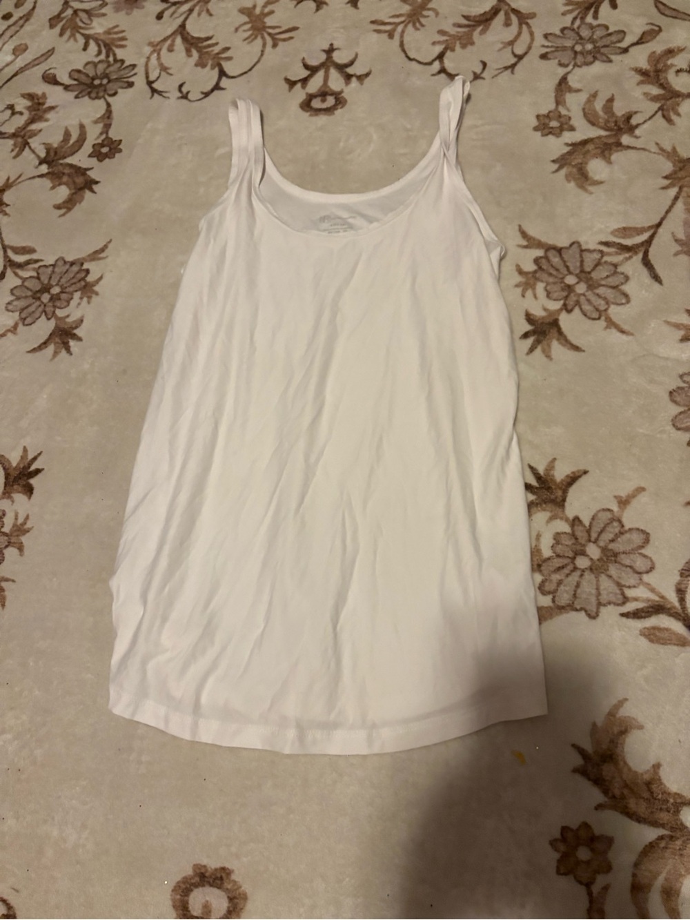 No Boundaries White Scoop Neck Tank Top